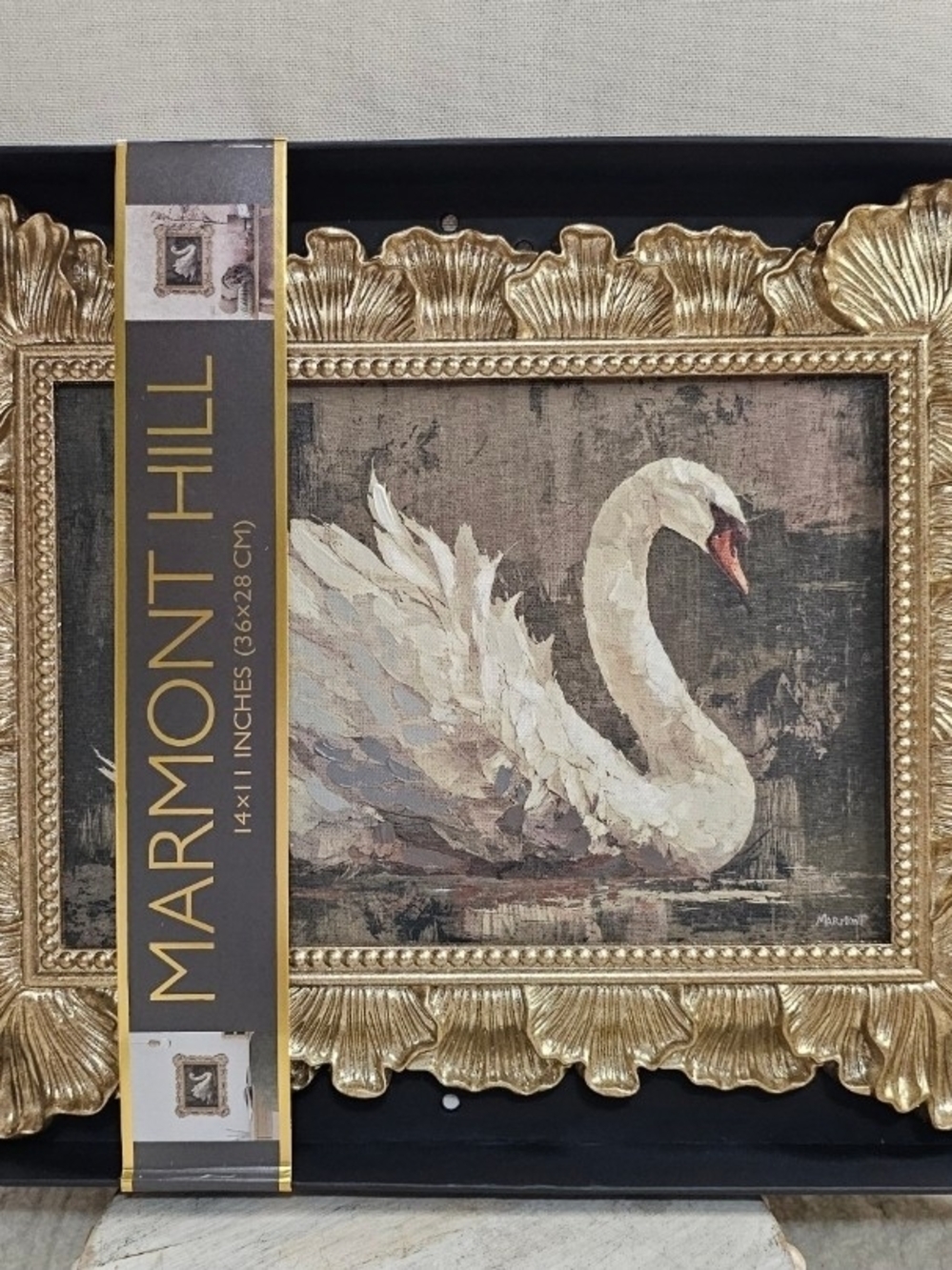 White Swan Decorative Wall Art in Gold Frame
